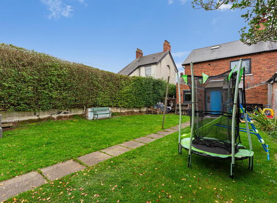20 Irwin Crescent, Belfast, BT4 3AQ
