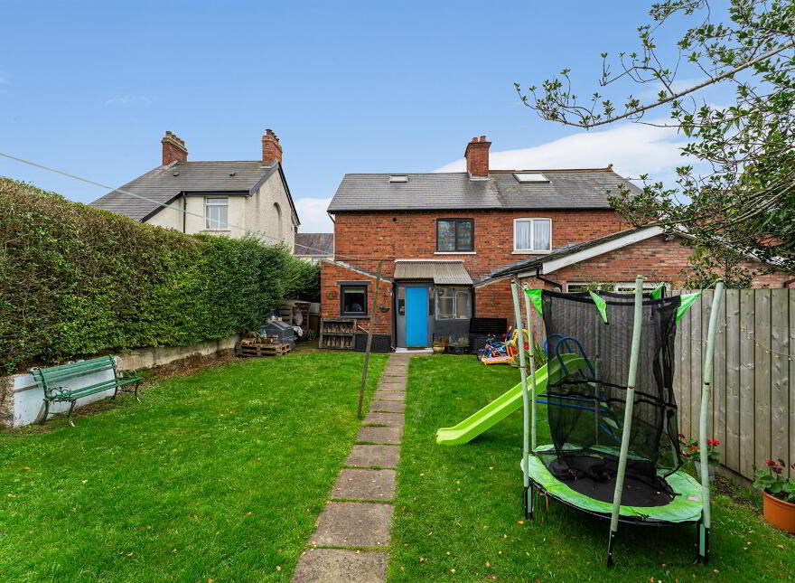 20 Irwin Crescent, Belfast, BT4 3AQ