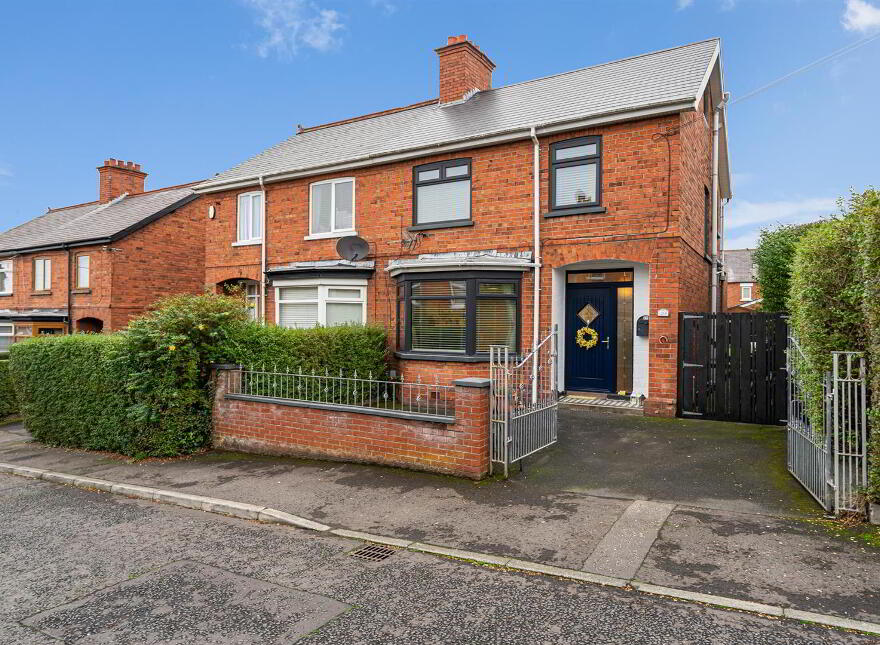 20 Irwin Crescent, Belfast, BT4 3AQ