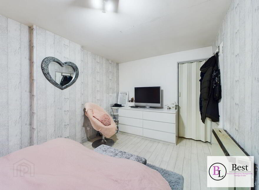 156 Linn Road, Larne, BT40 2AL