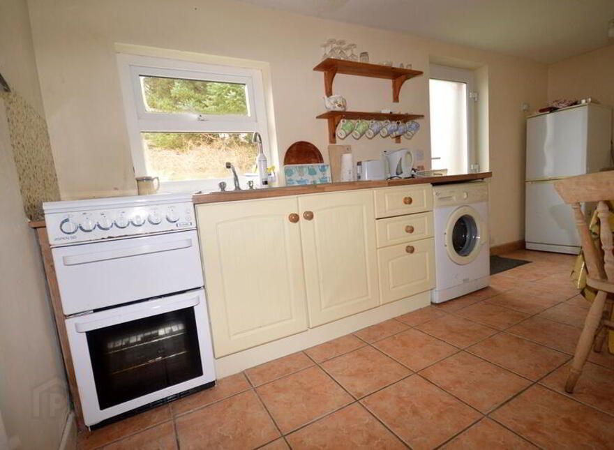 Meenabrock, Dunkineely, F94VY29