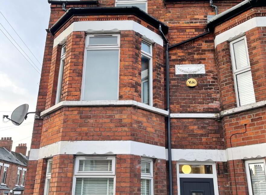 17 Woodcot Avenue, Belfast, BT5 5JA photo