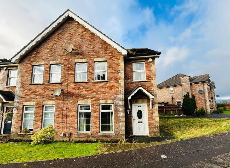 77 Blackthorn Manor, L'Derry, BT47 5ST photo