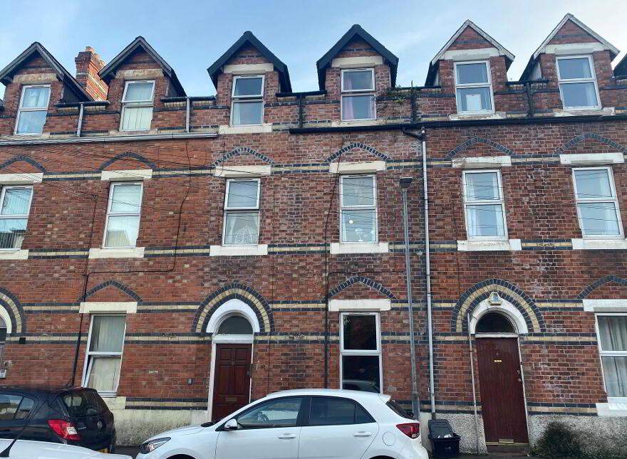 Flat 2, 11 Magdala Street, Belfast, BT7 1PU photo