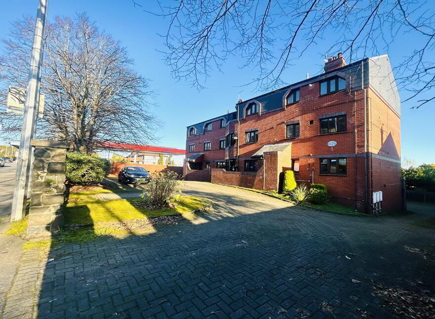 Apt 1 Ardrigh Court, 737c Antrim Road, Belfast, BT15 4EL photo