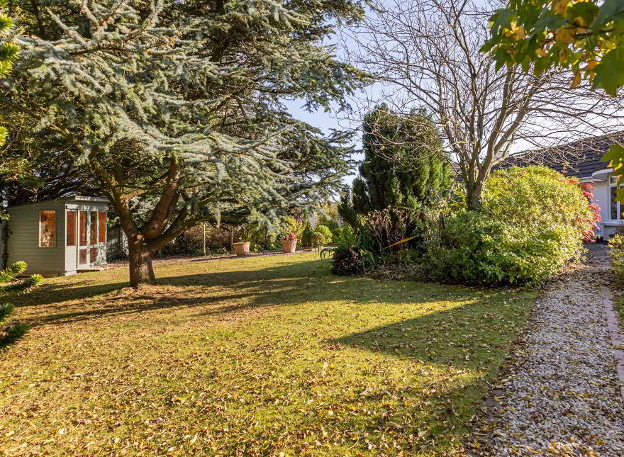 Lisimore, 20 Trench Road, Comber, Newtownards, BT23 6EH