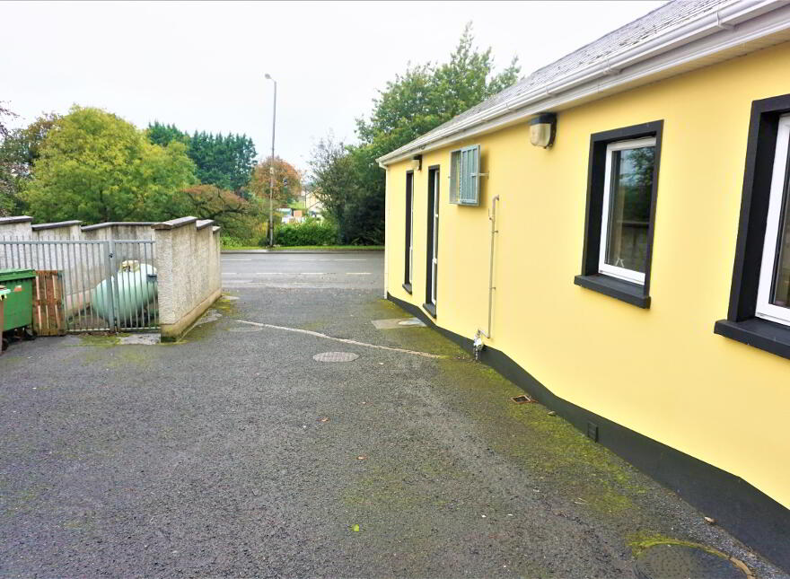Edfield Restaurant & Take Away, 5 Edfield Way, Fivemiletown, BT75 0QH