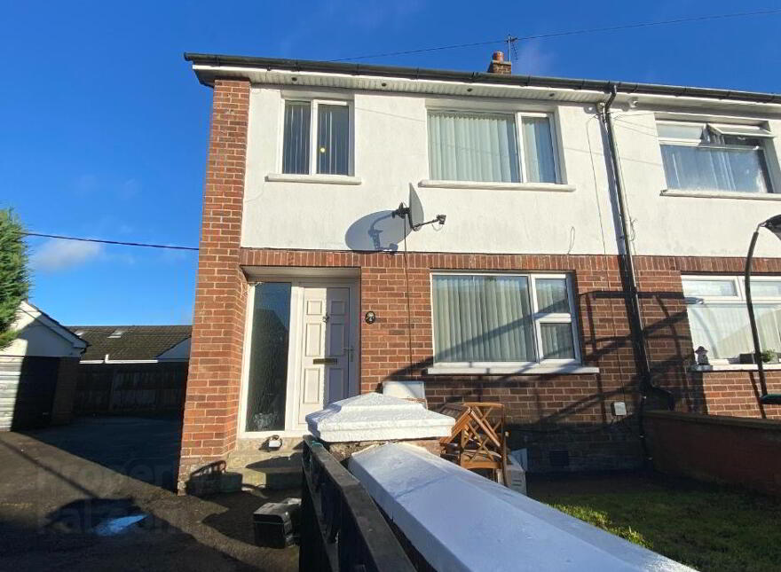 4 Irwin Crescent, Lurgan, BT66 7EZ photo