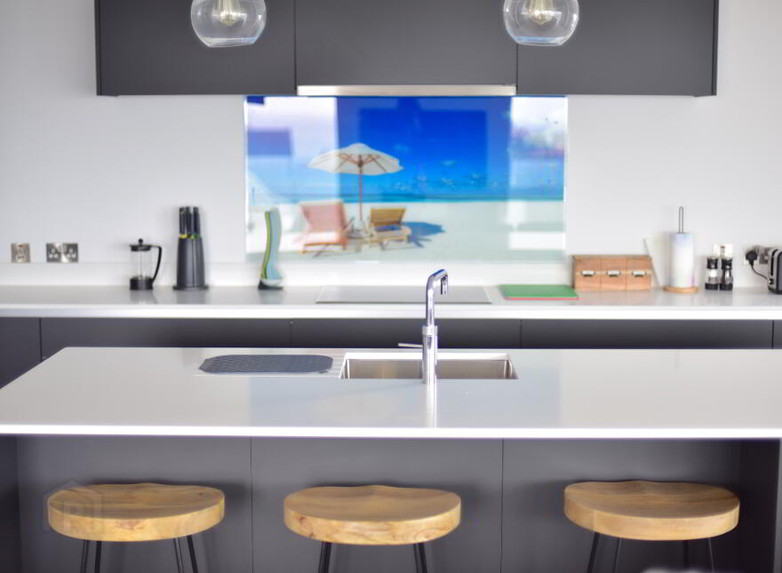 'Skerries' Dunluce View, 22 Dunluce Ave, Portrush, BT56 8DW