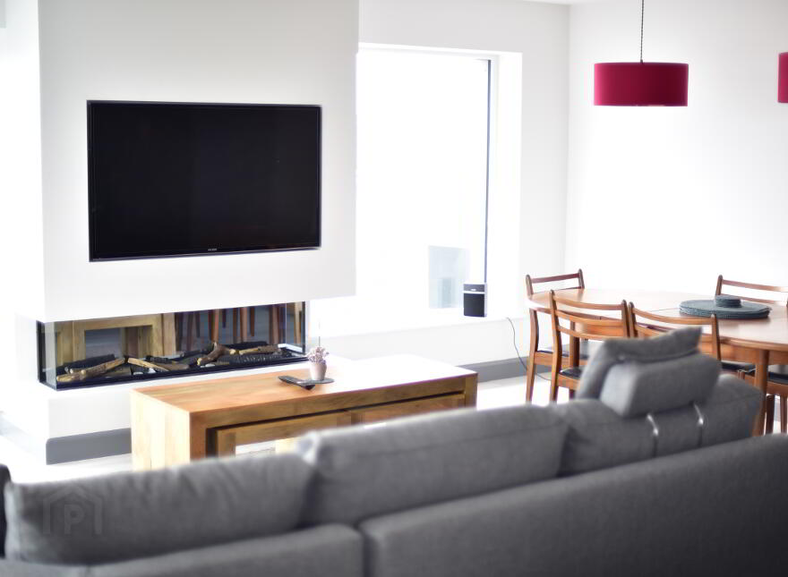 'Skerries' Dunluce View, 22 Dunluce Ave, Portrush, BT56 8DW