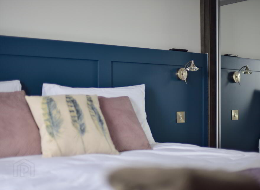 'Skerries' Dunluce View, 22 Dunluce Ave, Portrush, BT56 8DW