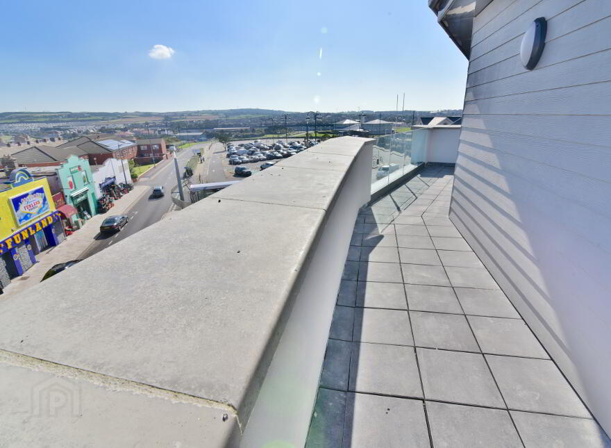 'Skerries' Dunluce View, 22 Dunluce Ave, Portrush, BT56 8DW