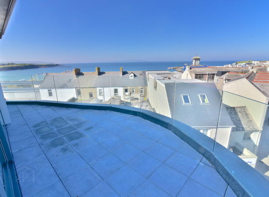 'Skerries' Dunluce View, 22 Dunluce Ave, Portrush, BT56 8DW