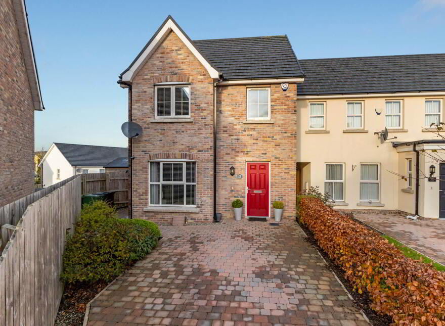 34 Ayrshire View, Lisburn, BT28 2SE photo