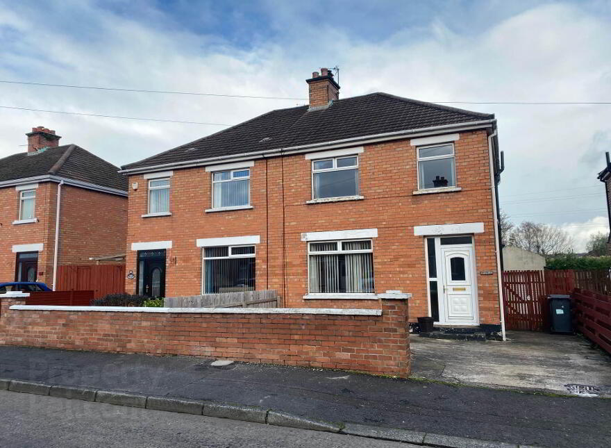 84 Orby Road, Castlereagh, Belfast, BT5 5HP photo