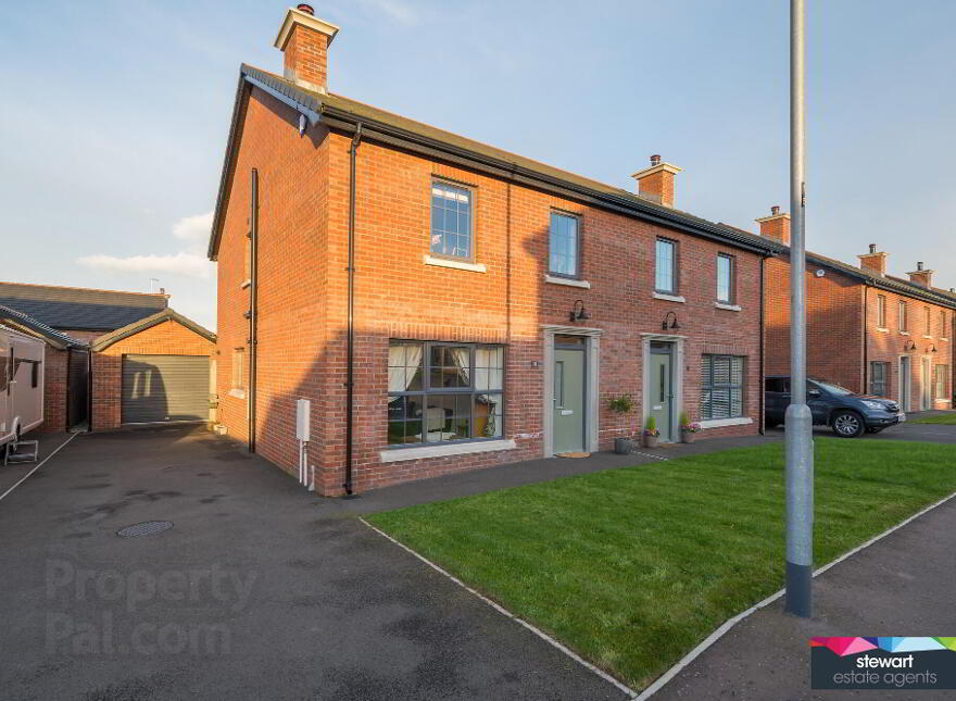 31 Beechcroft, Dollingstown, BT66 7GL photo