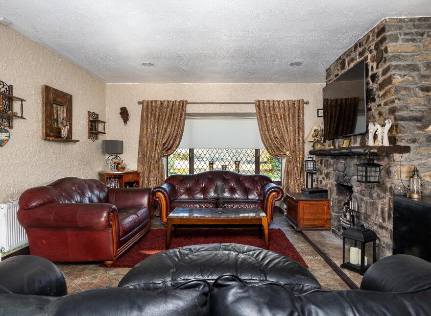 Labaun, Mount Temple, Moate, N37E953