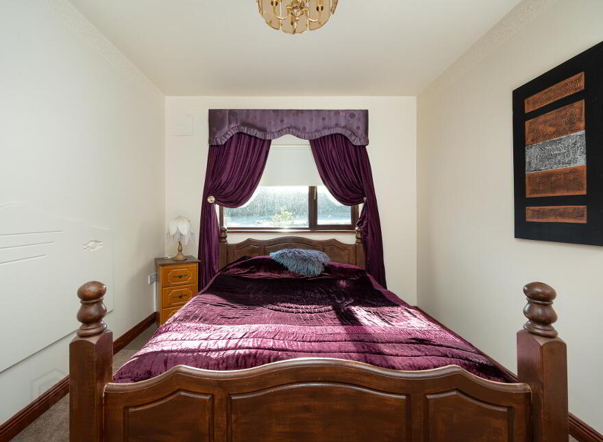 Labaun, Mount Temple, Moate, N37E953