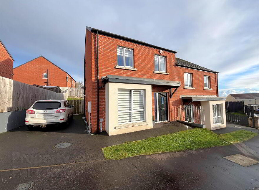 46 Buttermilk Loney, Belfast, BT14 8HG photo