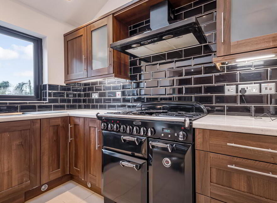 21 The Square, Portaferry, Newtownards, BT22 1LW