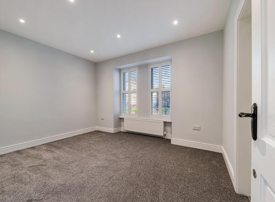 21 The Square, Portaferry, Newtownards, BT22 1LW