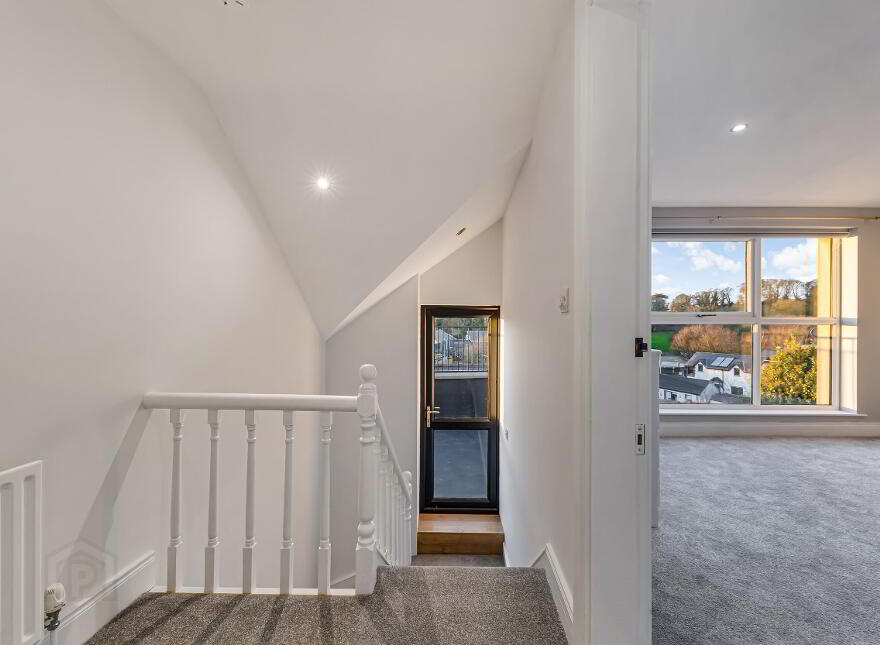 21 The Square, Portaferry, Newtownards, BT22 1LW