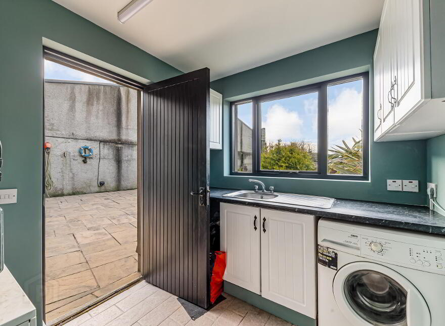21 The Square, Portaferry, Newtownards, BT22 1LW