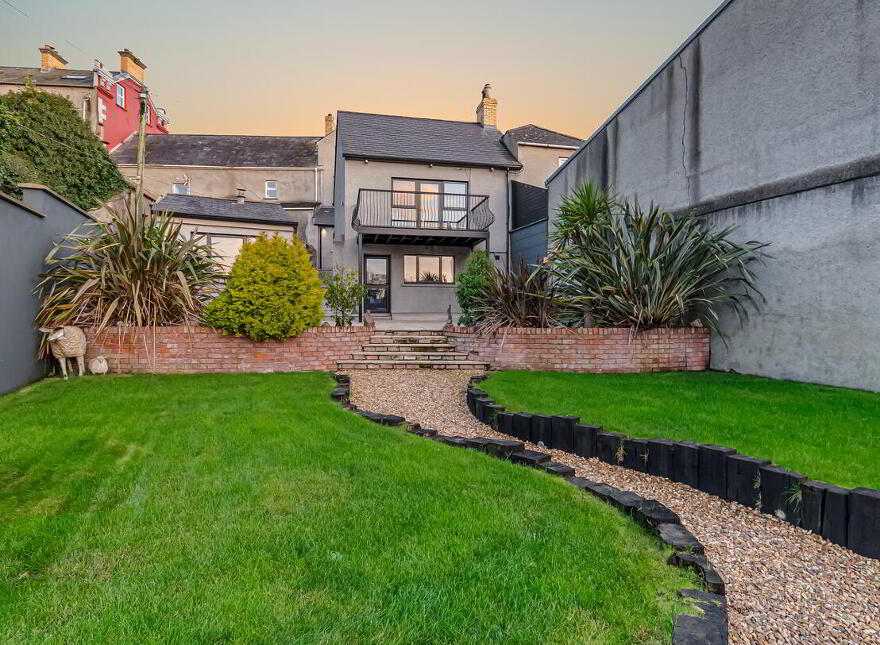 21 The Square, Portaferry, Newtownards, BT22 1LW