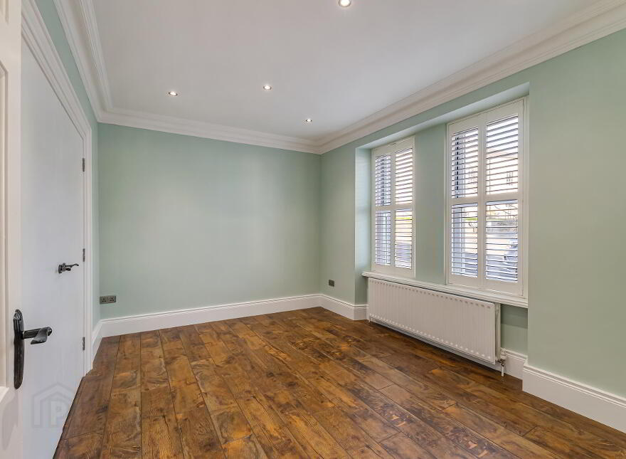21 The Square, Portaferry, Newtownards, BT22 1LW