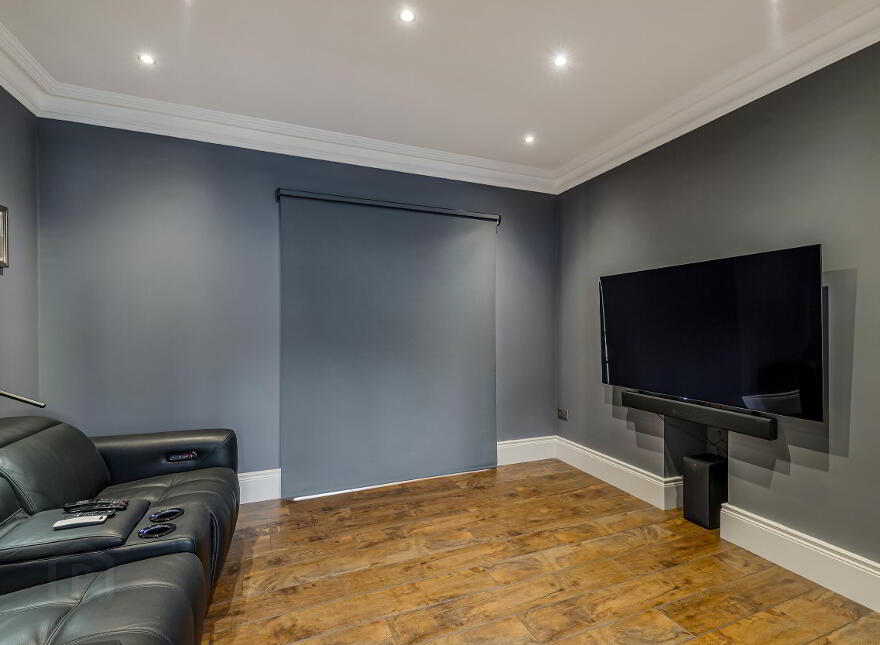21 The Square, Portaferry, Newtownards, BT22 1LW