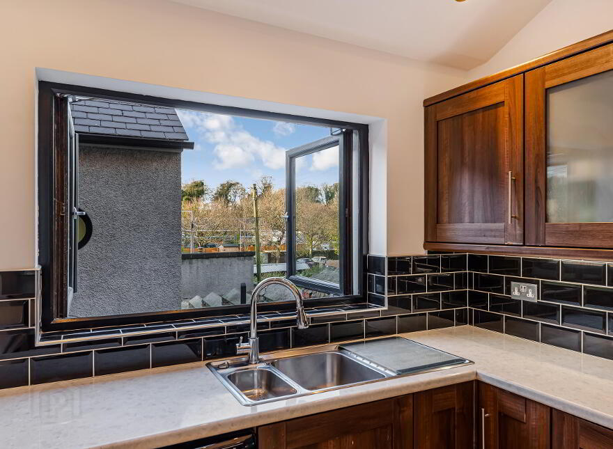 21 The Square, Portaferry, Newtownards, BT22 1LW