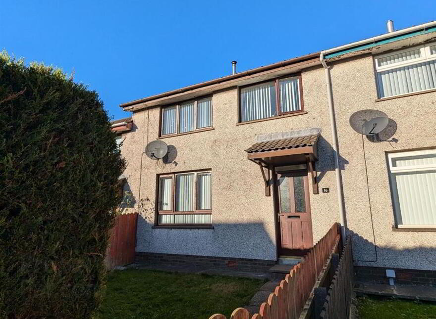 16 Hillmount Gardens, Larne, BT40 1TF photo