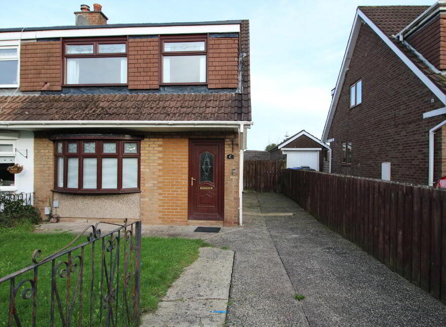 61 Orchardville Crescent, Belfast, BT10 0JS photo