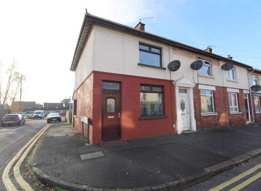 72 Ballynahinch Road, Lisburn, BT27 5EZ photo