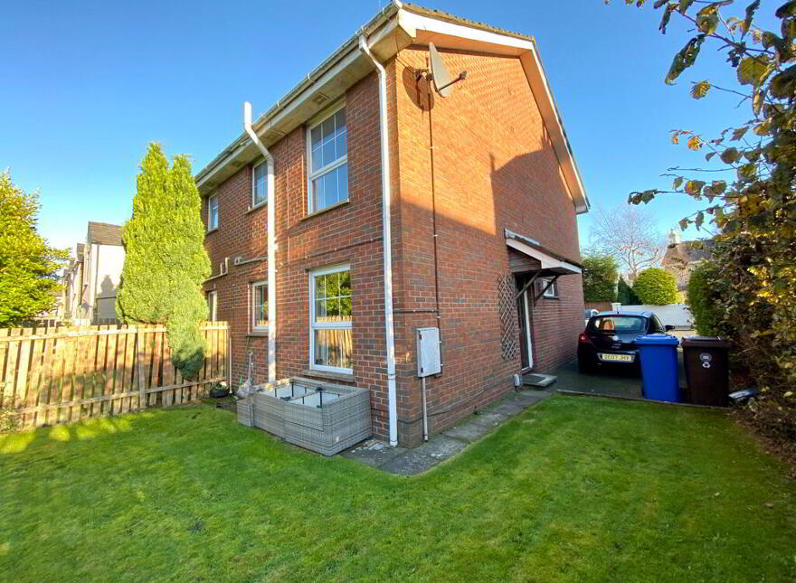 26a Earlswood Road, Belfast, BT4 3DY photo