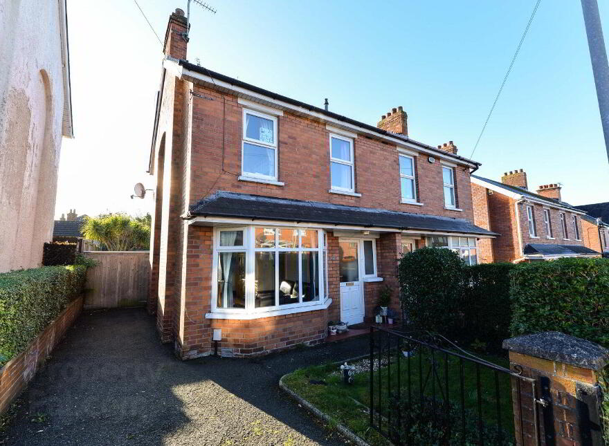 23 Irwin Crescent, Belfast, BT4 3AQ photo