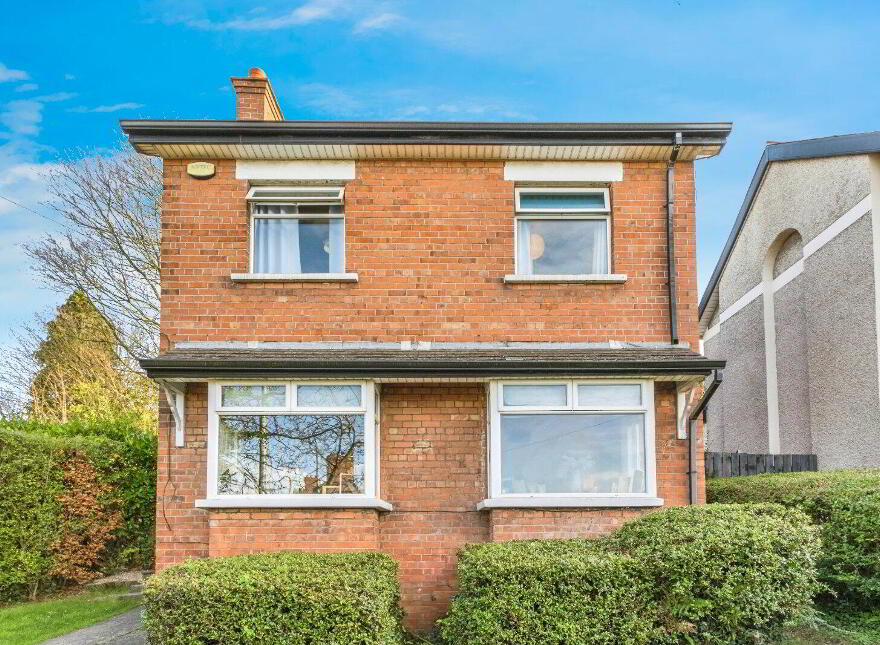 136 Saintfield Road, Belfast, BT8 6HE photo