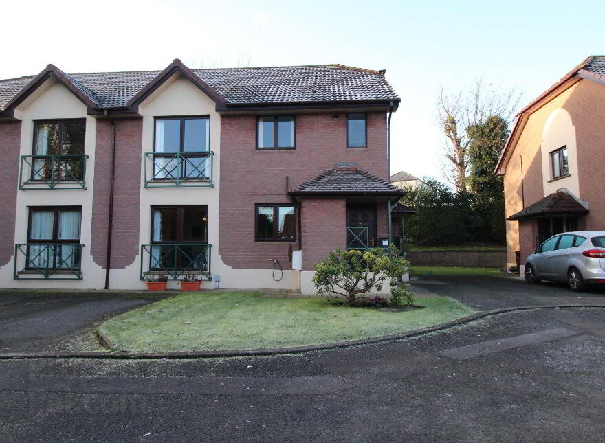 31 Knocklofty Court, Belfast, BT4 3NF photo