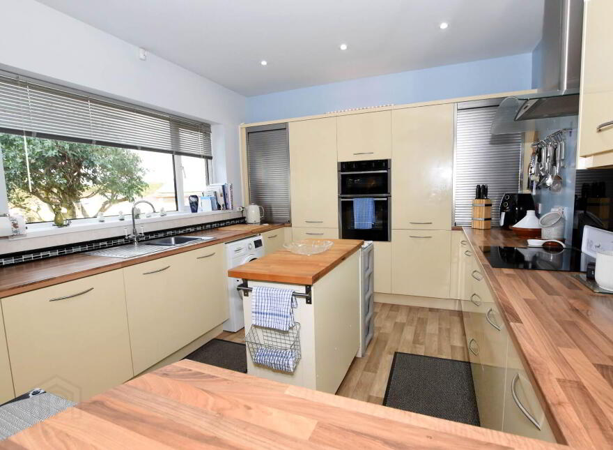 12 Green Road, Millisle, Newtownards, BT22 2BX