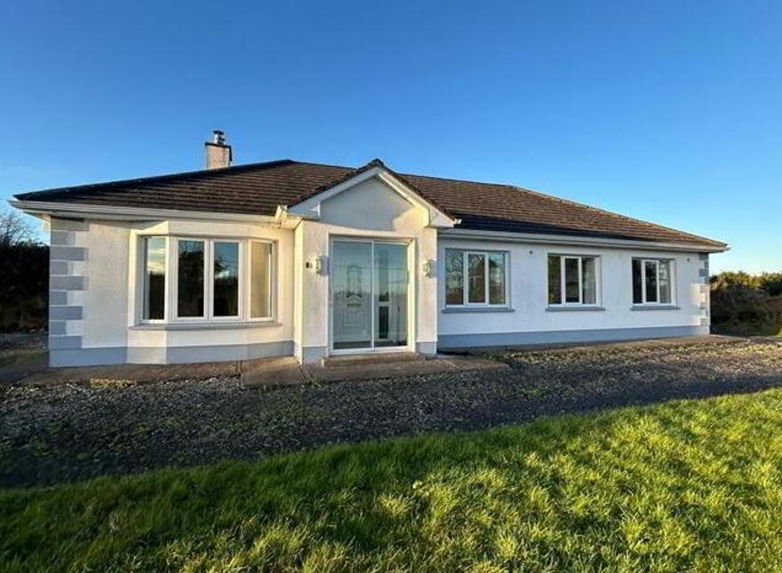 Cloonagh, Loughlynn, Castlerea, F45ED88 photo