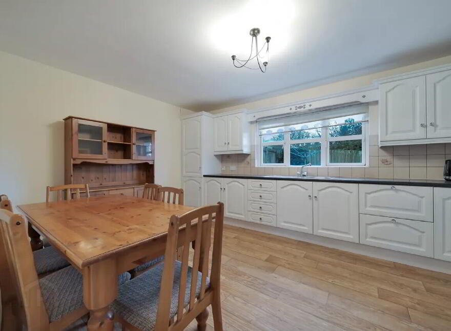 8 Rowan Park, Letterkenny, F92X2R6