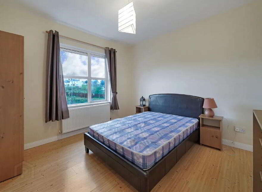 8 Rowan Park, Letterkenny, F92X2R6