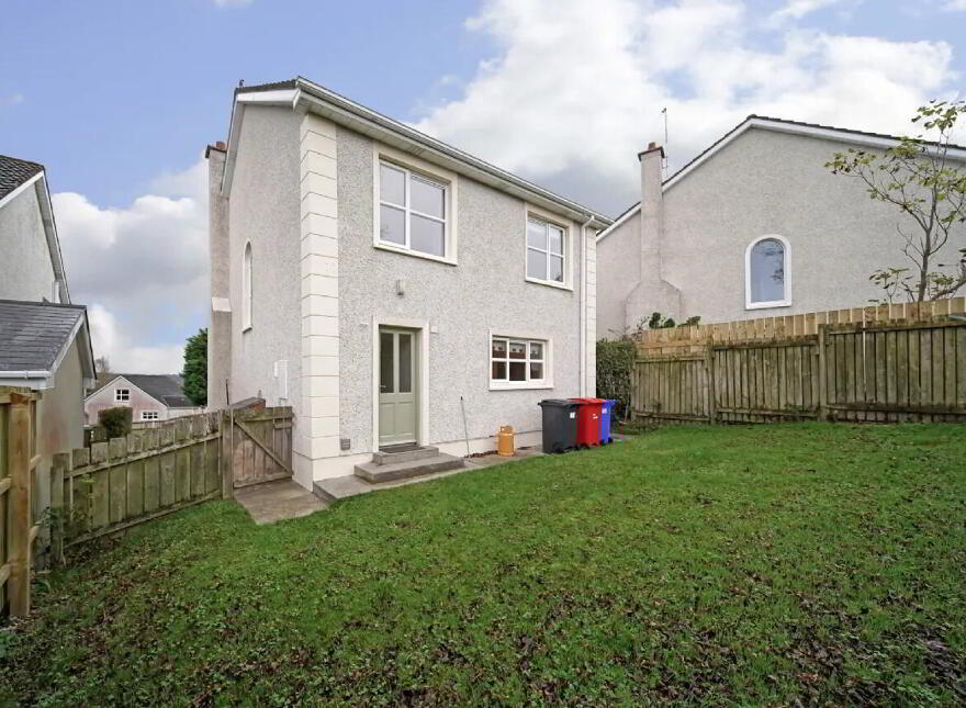 8 Rowan Park, Letterkenny, F92X2R6