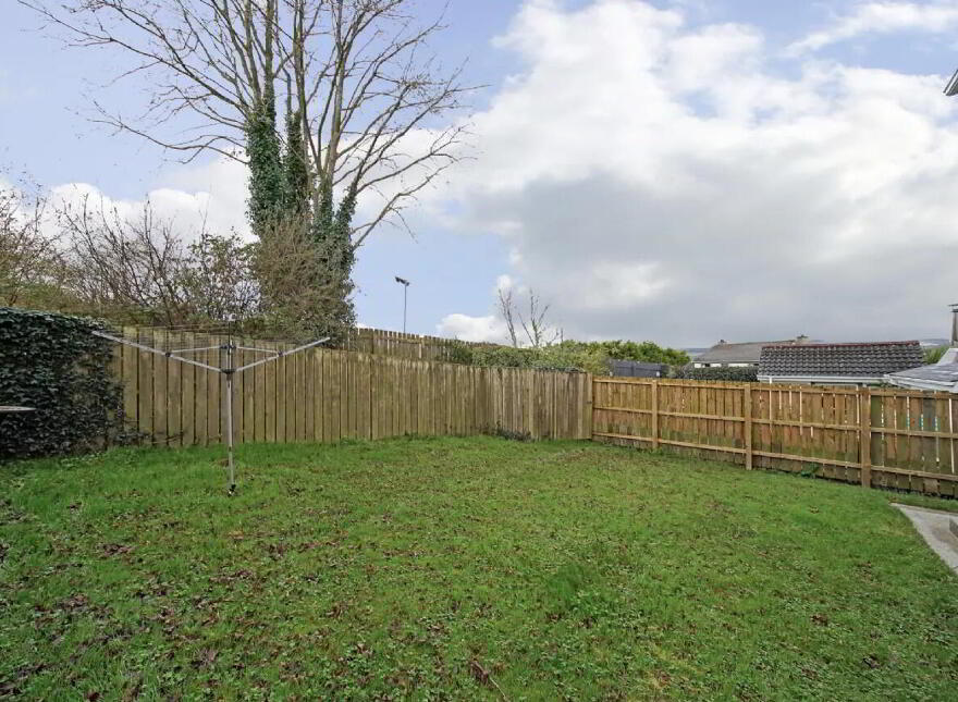 8 Rowan Park, Letterkenny, F92X2R6