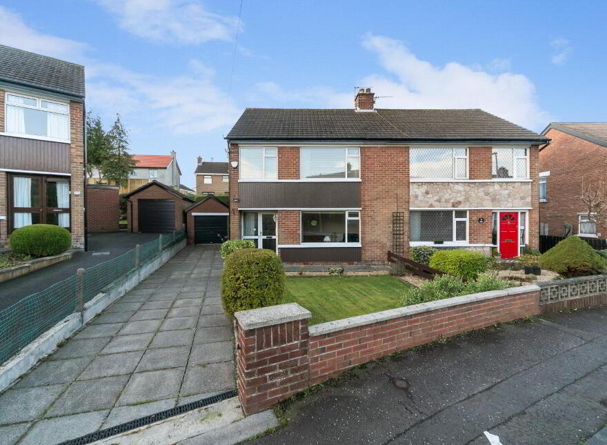 122 Greystown Avenue, Belfast, BT9 6UL photo