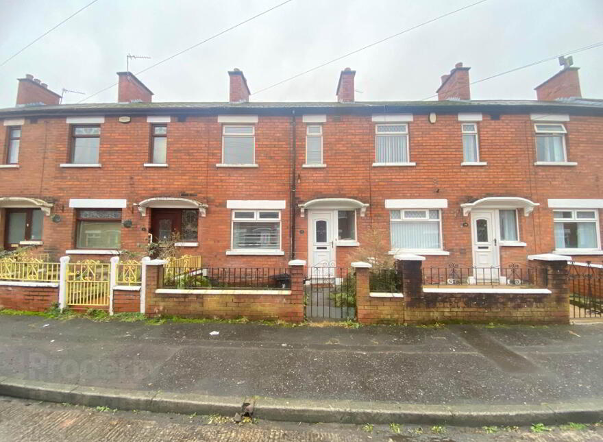 31 Florida Drive, Belfast, BT6 8EX photo