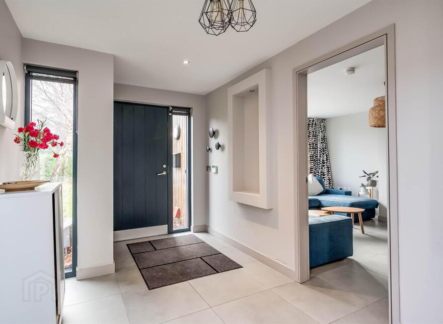 28 Malone Ridge, Belfast, BT9 5QW