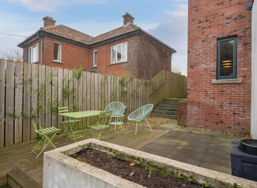 28 Malone Ridge, Belfast, BT9 5QW