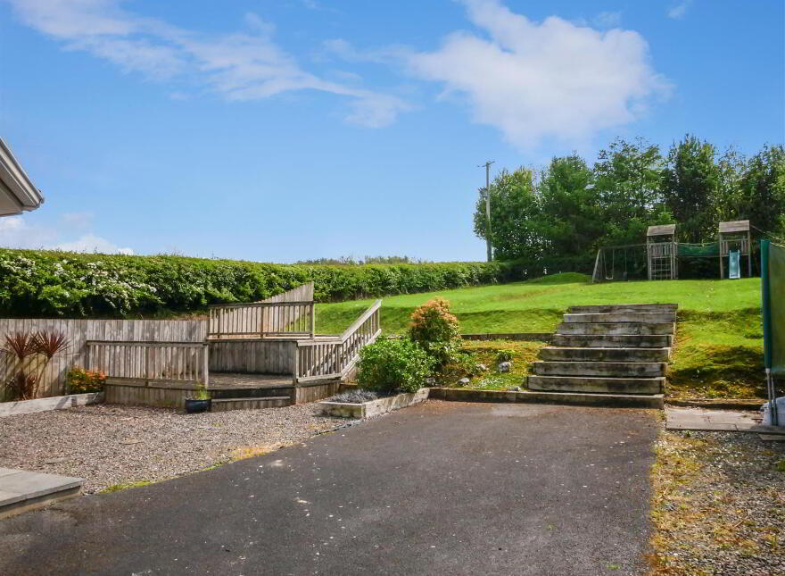 228 Hillhall Road, Lisburn, BT27 5JQ