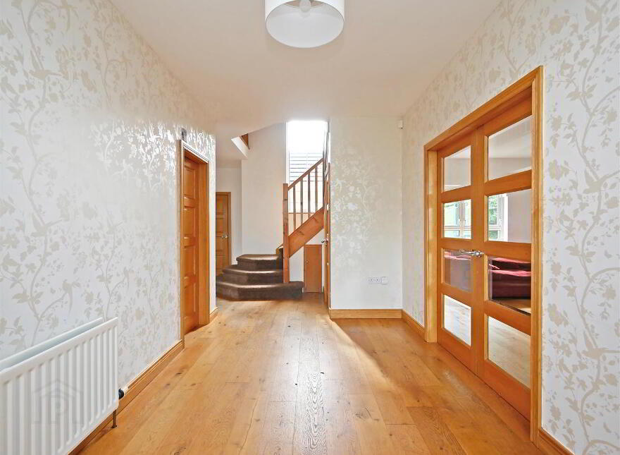 228 Hillhall Road, Lisburn, BT27 5JQ